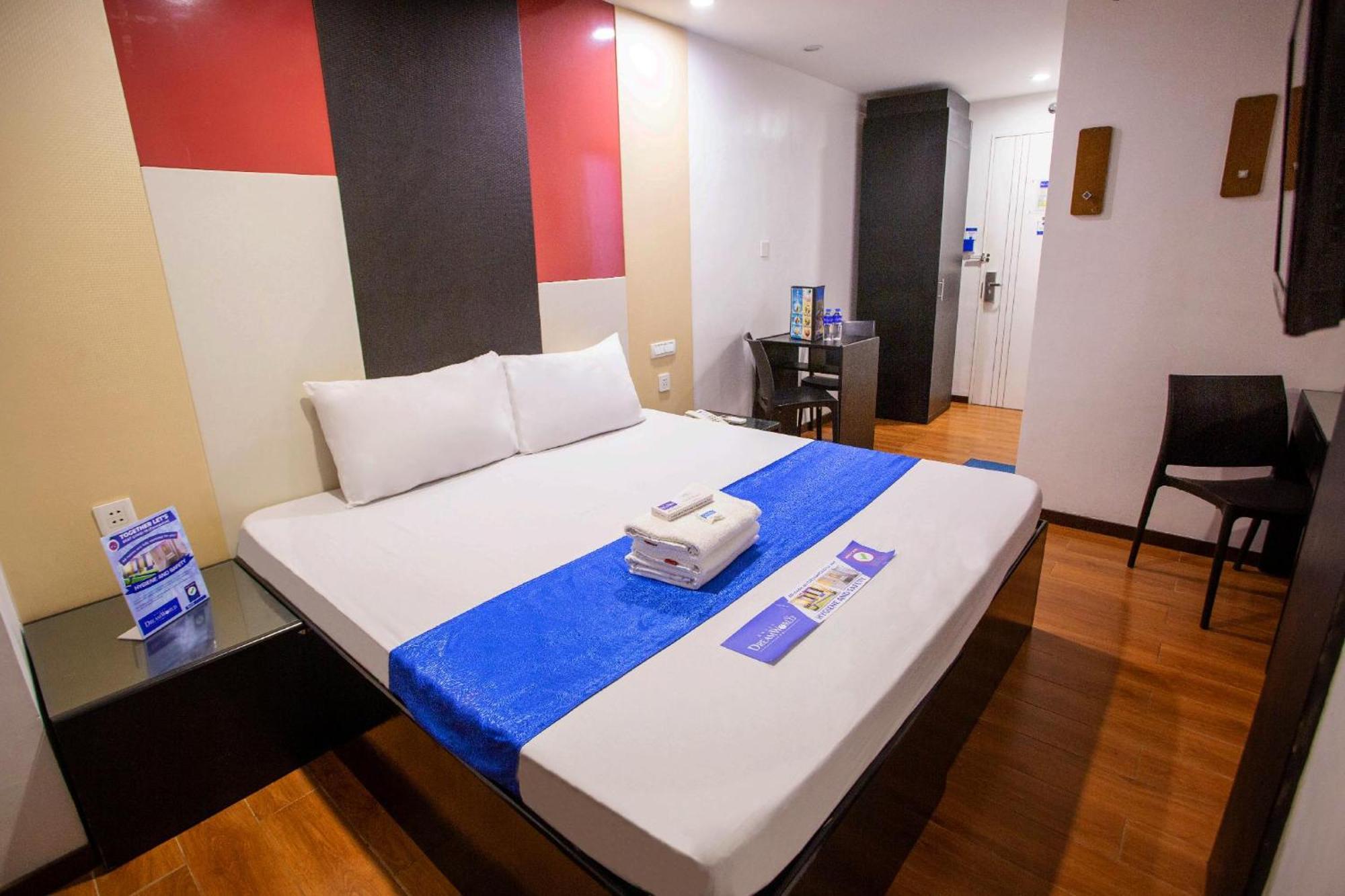 Hotel Dreamworld North Edsa Quezon City Extérieur photo